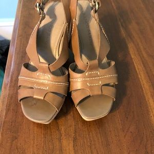 Franco sarto casual wedge size 7